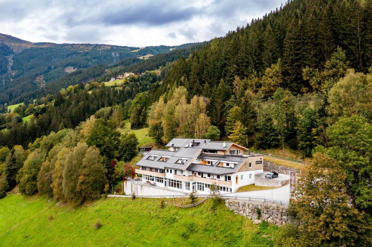 Der Sonnberg Alpinlodges - Apartments Mit Seeblick, Privater Sauna Und Self Check-In ツェル アム ゼー エクステリア 写真