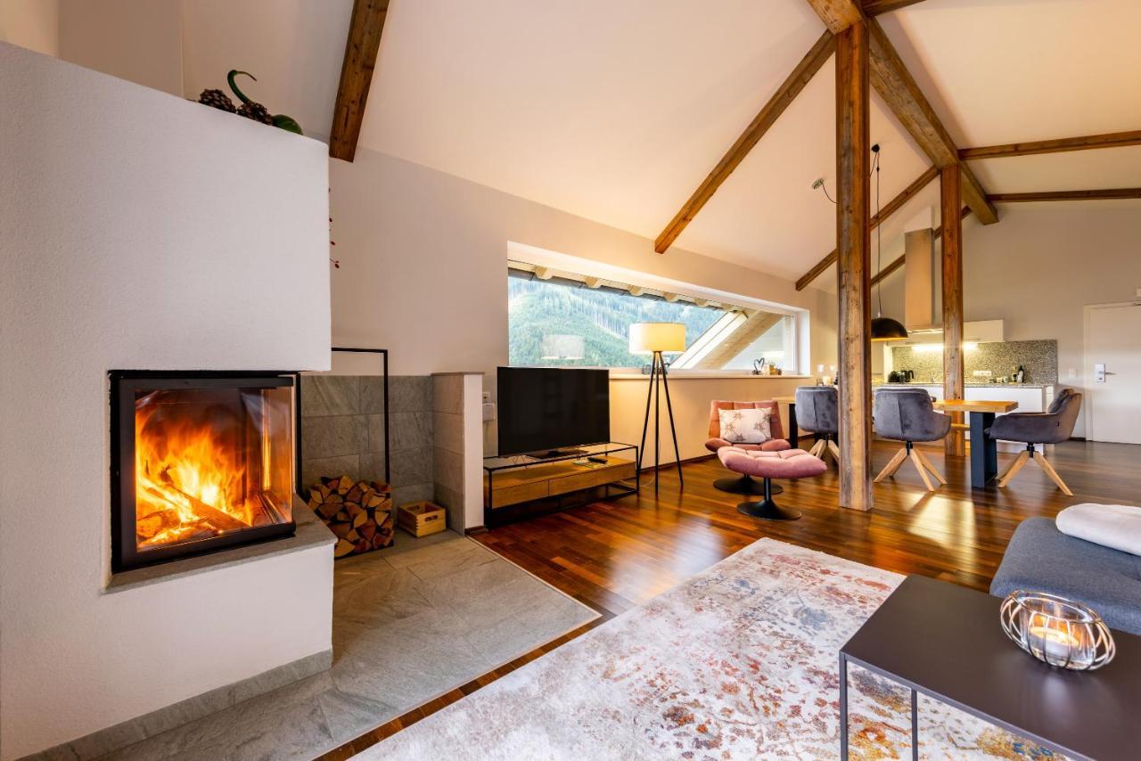 Der Sonnberg Alpinlodges - Apartments Mit Seeblick, Privater Sauna Und Self Check-In ツェル アム ゼー エクステリア 写真