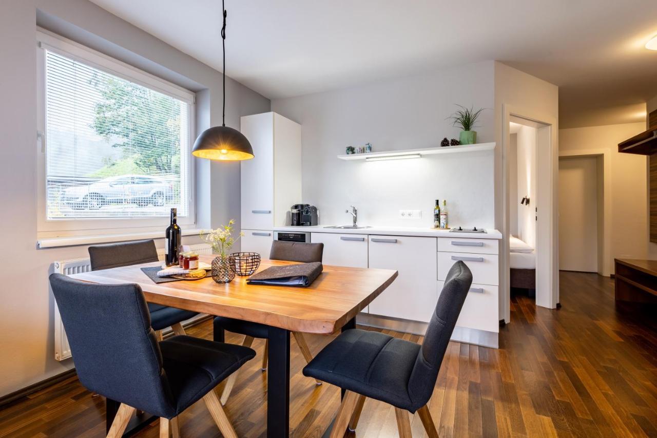 Der Sonnberg Alpinlodges - Apartments Mit Seeblick, Privater Sauna Und Self Check-In ツェル アム ゼー エクステリア 写真